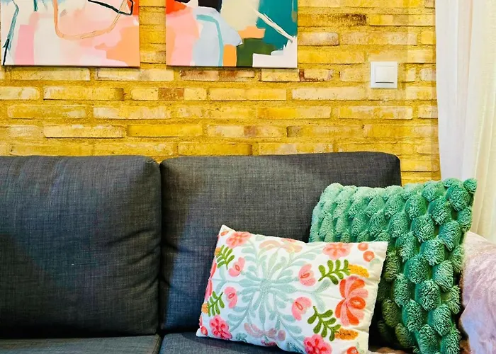 Relaxing Beachside Cabanyal Loft * Valencia