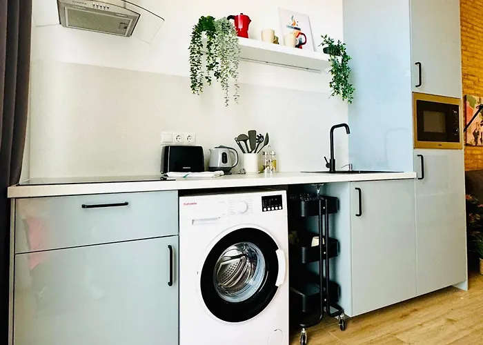 Relaxing Beachside Cabanyal Loft Apartment Valencia