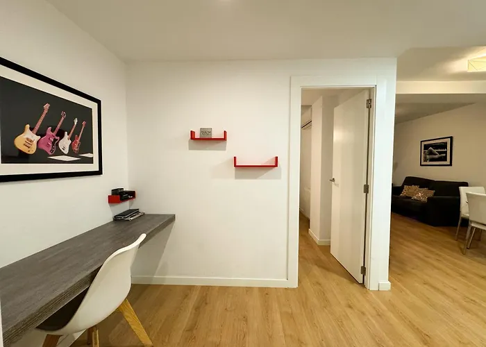 Luxury, Design, Relax, In Historical Street Lift Apartamento