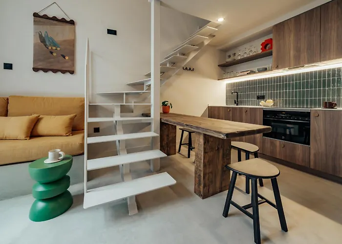 The Atelier Lofts Апарт-отель Валенсия