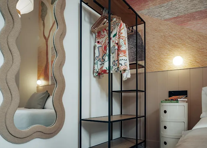 The Atelier Lofts Апарт-отель Валенсия