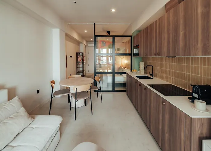 The Atelier Lofts Апарт-отель 4*