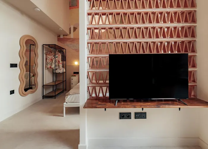 The Atelier Lofts Апарт-отель Валенсия