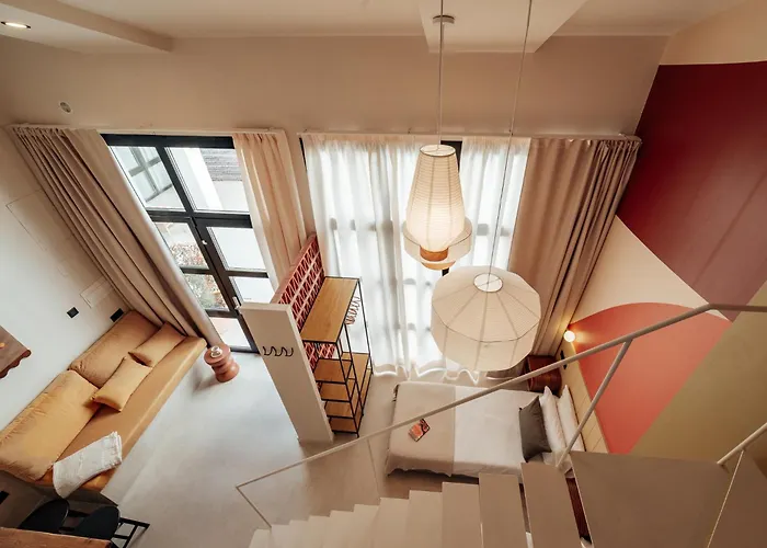 The Atelier Lofts Апарт-отель 4*