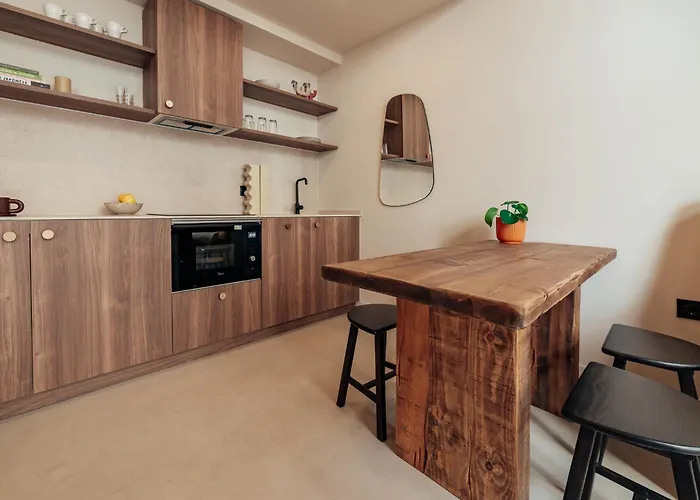 The Atelier Lofts Апарт-отель Валенсия