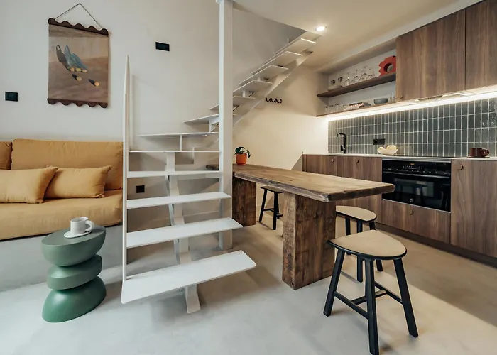 The Atelier Lofts Апарт-отель Валенсия