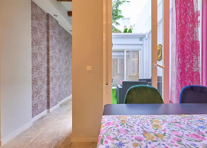 Invalencia - Estrella Super Nova Apartment