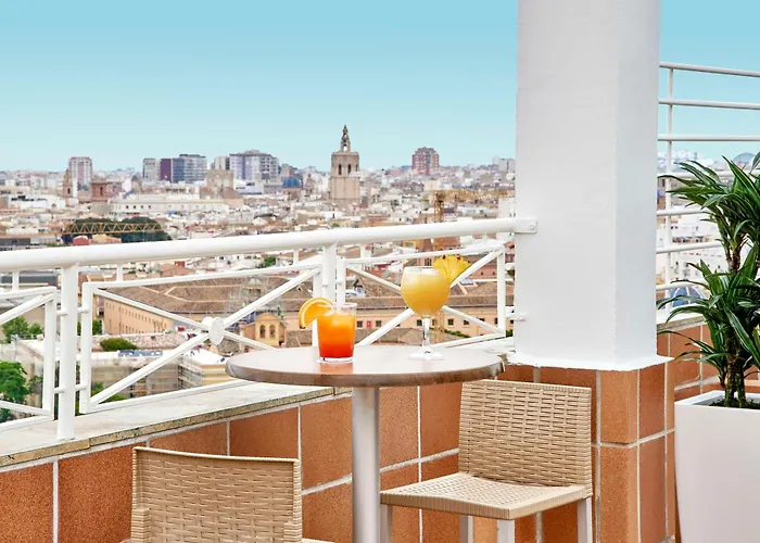 إن إتش سنتر فندق