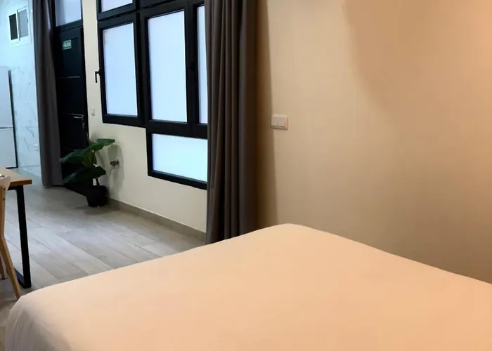 Ciudad De Artes Y Ciencias Ξενοδοχείο με διαμερίσματα