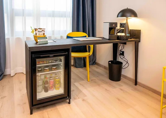 Pathos By Mimood 4* Valence