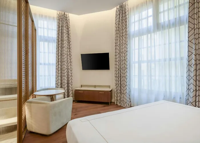 Hotel Grand Centenari, Valencia, Autograph Collection