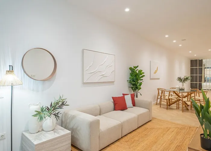 Flats Poeta Serrano 아파트