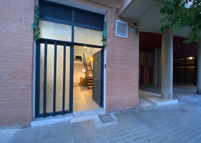 Duplex Of Arts & Science Valencia