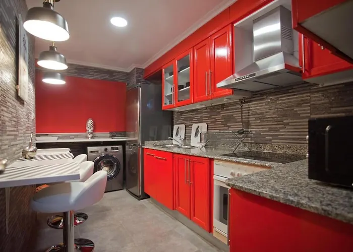 شقة 4-bed Sleeps 7 Free Parking *