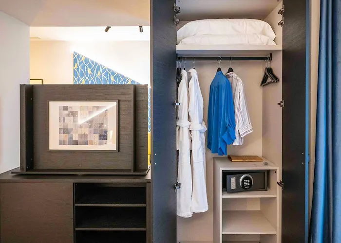 Appart hôtel Pathos By Mimood 4*