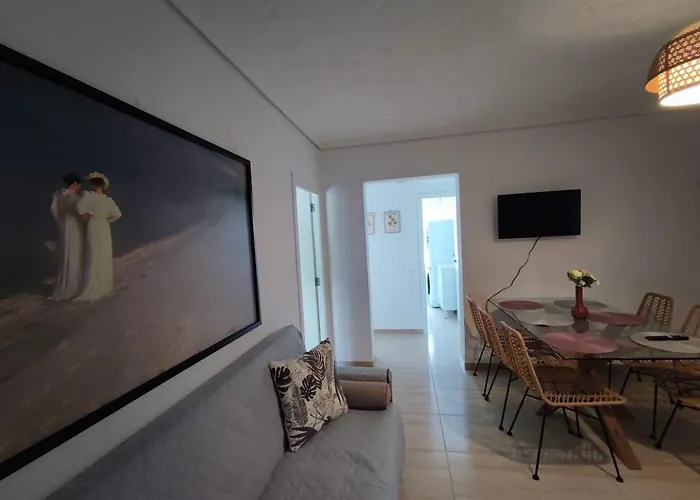 Al Lado De La Playa Malvarrosa Βαλένθια