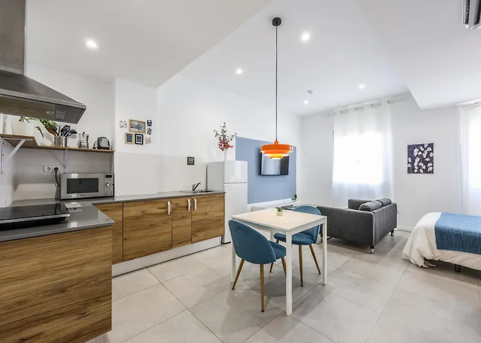 Amazinn Cabanyal 3b * Βαλένθια