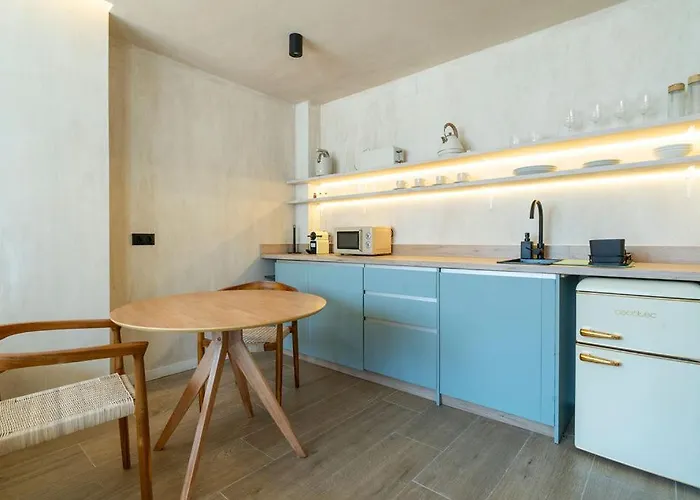 Nomad Haux Puerto فندق مبيت وإفطار