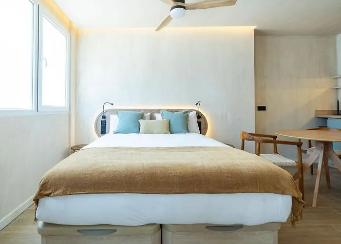 Nomad Haux Puerto فندق مبيت وإفطار 4*
