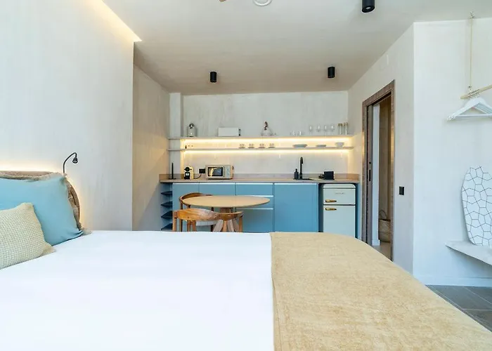 Nomad Haux Puerto فالنسيا