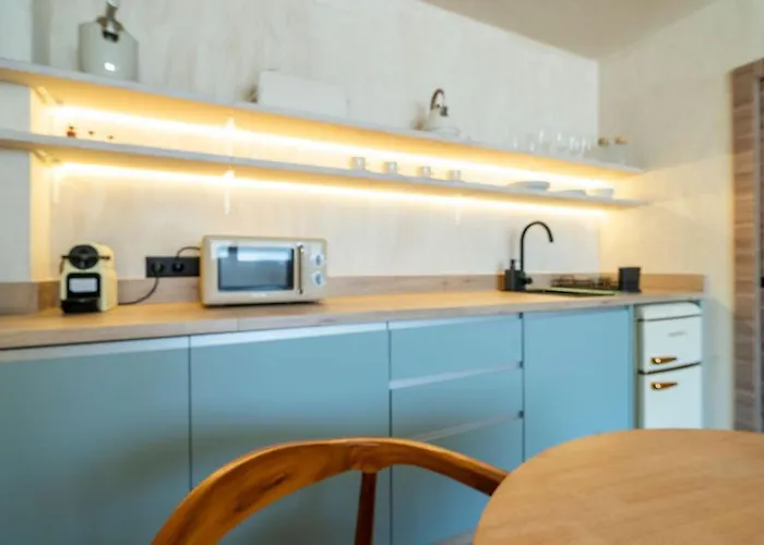 Nomad Haux Puerto 4* فالنسيا