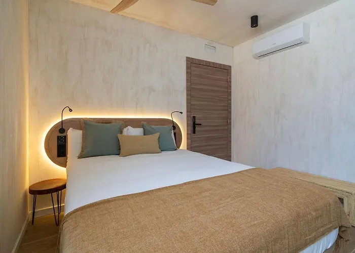 فندق مبيت وإفطار Nomad Haux Puerto فالنسيا