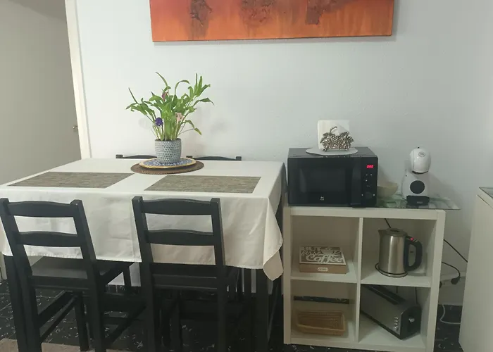 Lerida Δωμάτια σε οικογενειακή κατοικία *