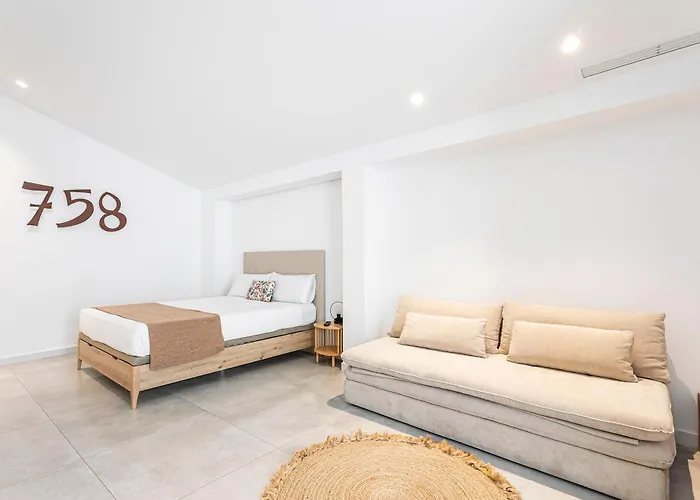 Bis Ruzafa 아파트호텔 4*