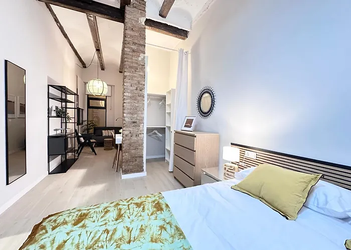 Ecocasa 12pax Perfecta Grupos, Reforma Lujo, Junto Parada Metrovalencia, Cerca Centro Valencia Y Playa, Lavadora, Secadora Equipamiento Total * Burjassot