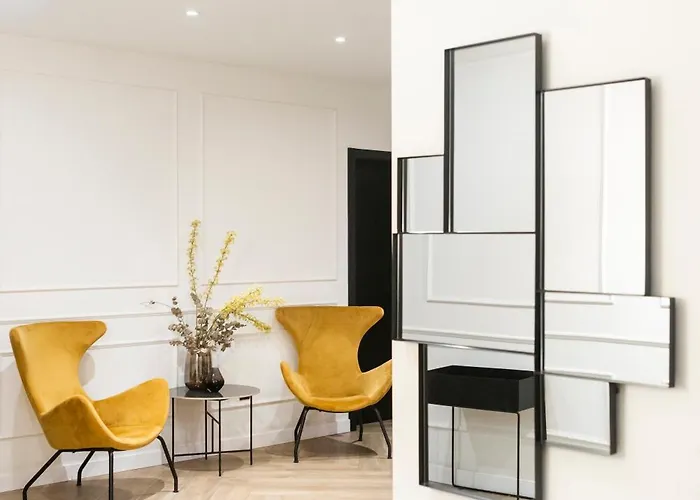 Blanq Comedias Konukevi Valensiya