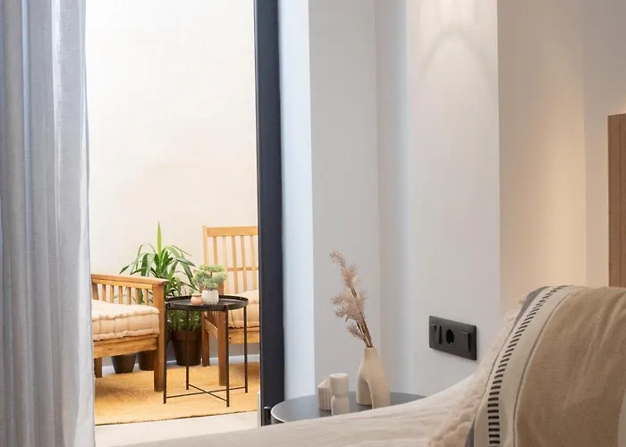 Stylish Downtown Charm شقة فالنسيا