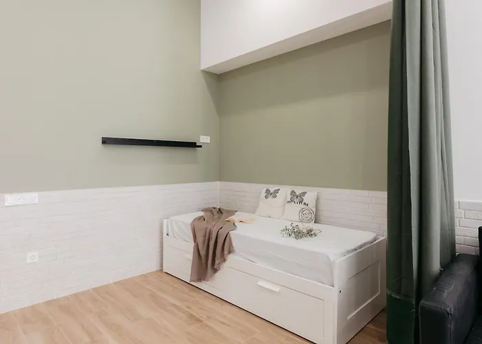 New! Comfort And Style Steps From Everything فالنسيا