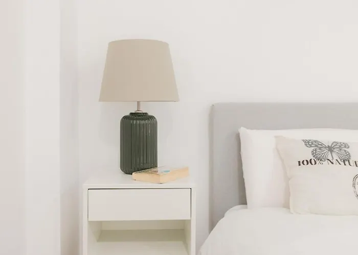 New! Comfort And Style Steps From Everything شقة *