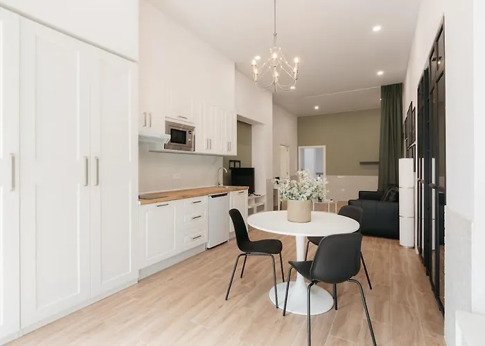 New! Comfort And Style Steps From Everything