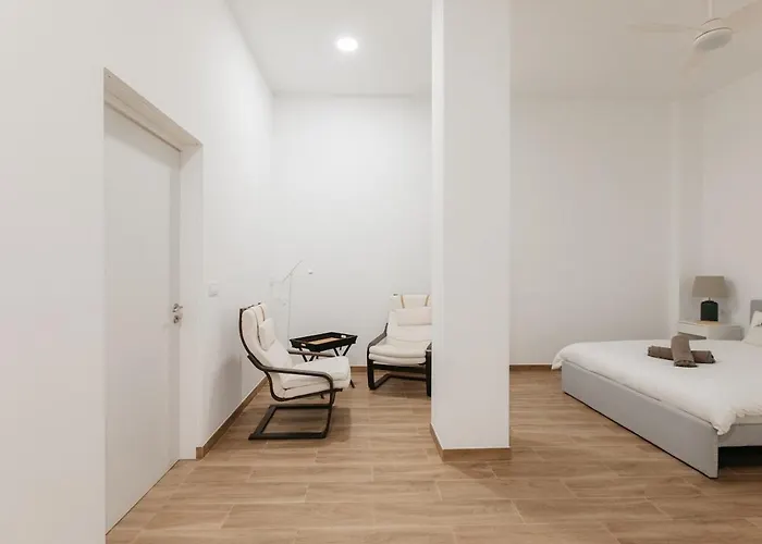 شقة New! Comfort And Style Steps From Everything فالنسيا