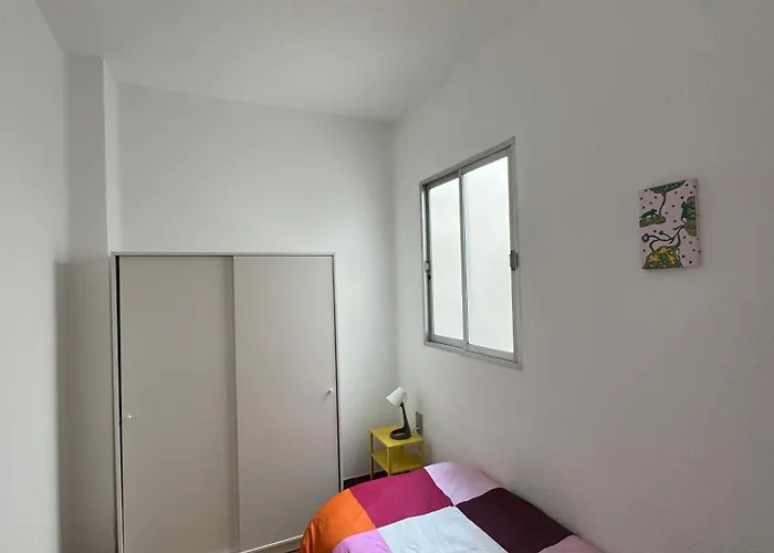 Atico En El Centro Con Terraza *