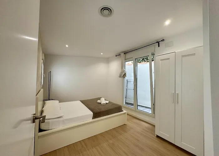 Reino Vlc - Centrico Y Amplio Piso فالنسيا