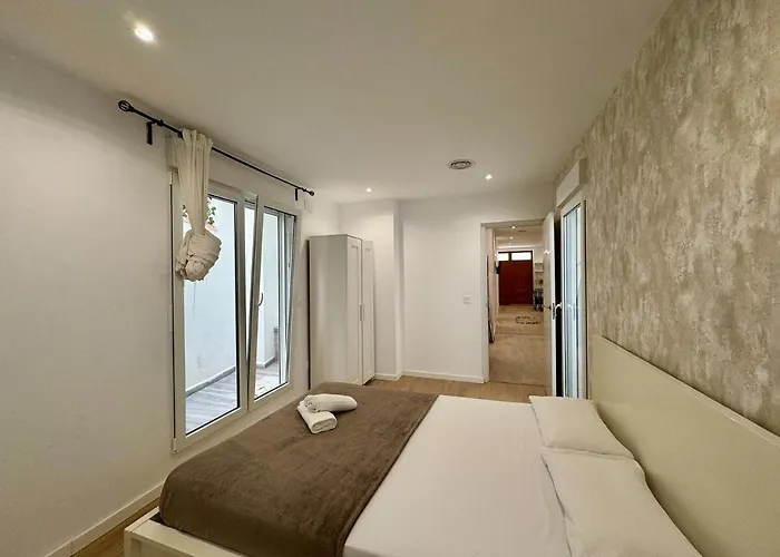 Reino Vlc - Centrico Y Amplio Piso فالنسيا