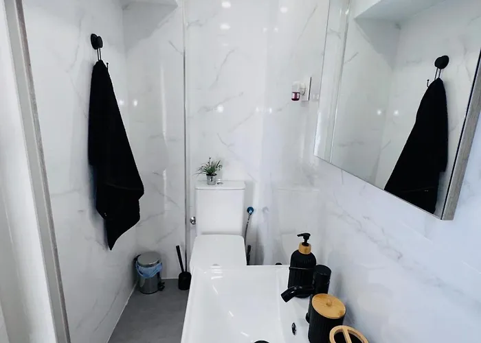 Loft Con Balcon Cercano Al Centro De