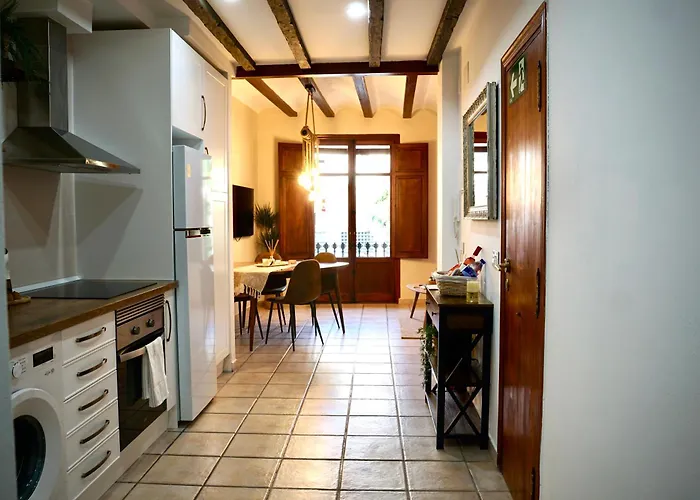 Dramaturgo Faust Hernandez Prime Βαλένθια