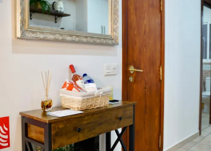 Dramaturgo Faust Hernandez Prime Διαμέρισμα