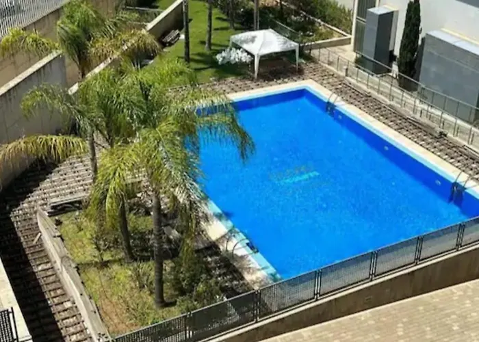 Loft Con Jacuzzi Y Piscina *