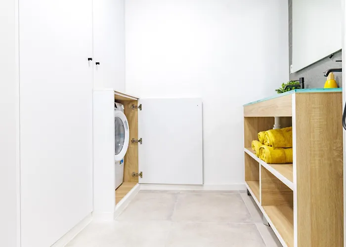 Urban Bajo 6 - Housevanlive *