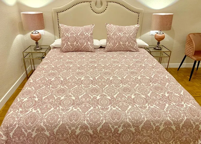 Szálloda Hi Canovas Valencia