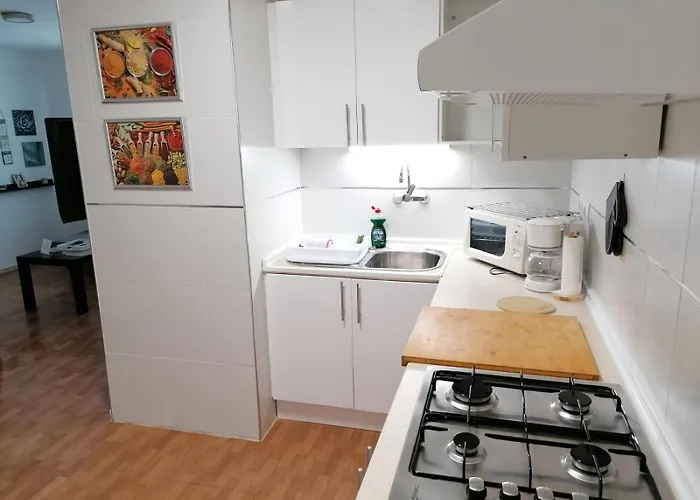 Cerca De La Ciudad De Ciencias Appartamento *