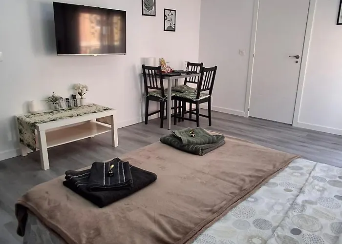 شقة Loft Con Balcon Cercano Al Centro De *