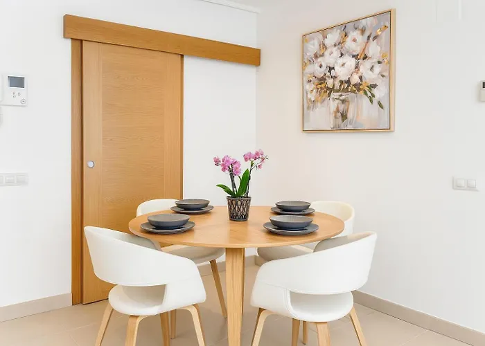 شقة 8 فالنسيا