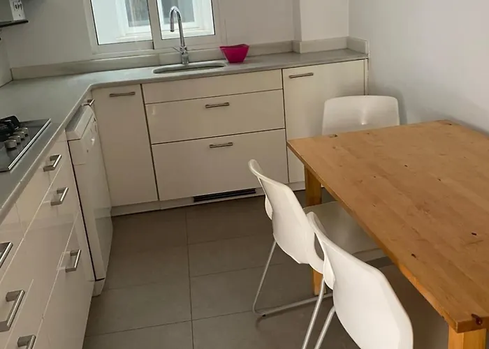 Bright, Charming,in The Historic Center