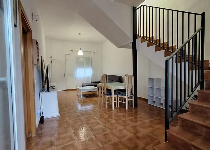 Townhouse With Pool Next To The Of Arts Feriehus Valencia