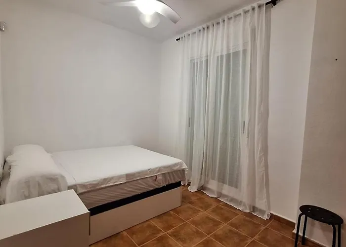 Townhouse With Pool Next To The Of Arts Feriehus